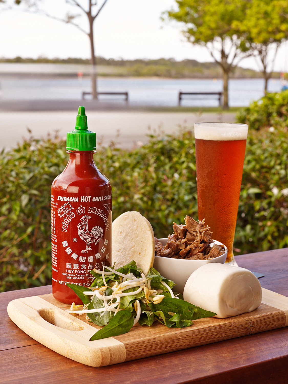Flux Lounge - pulled pork bun with hot sauce