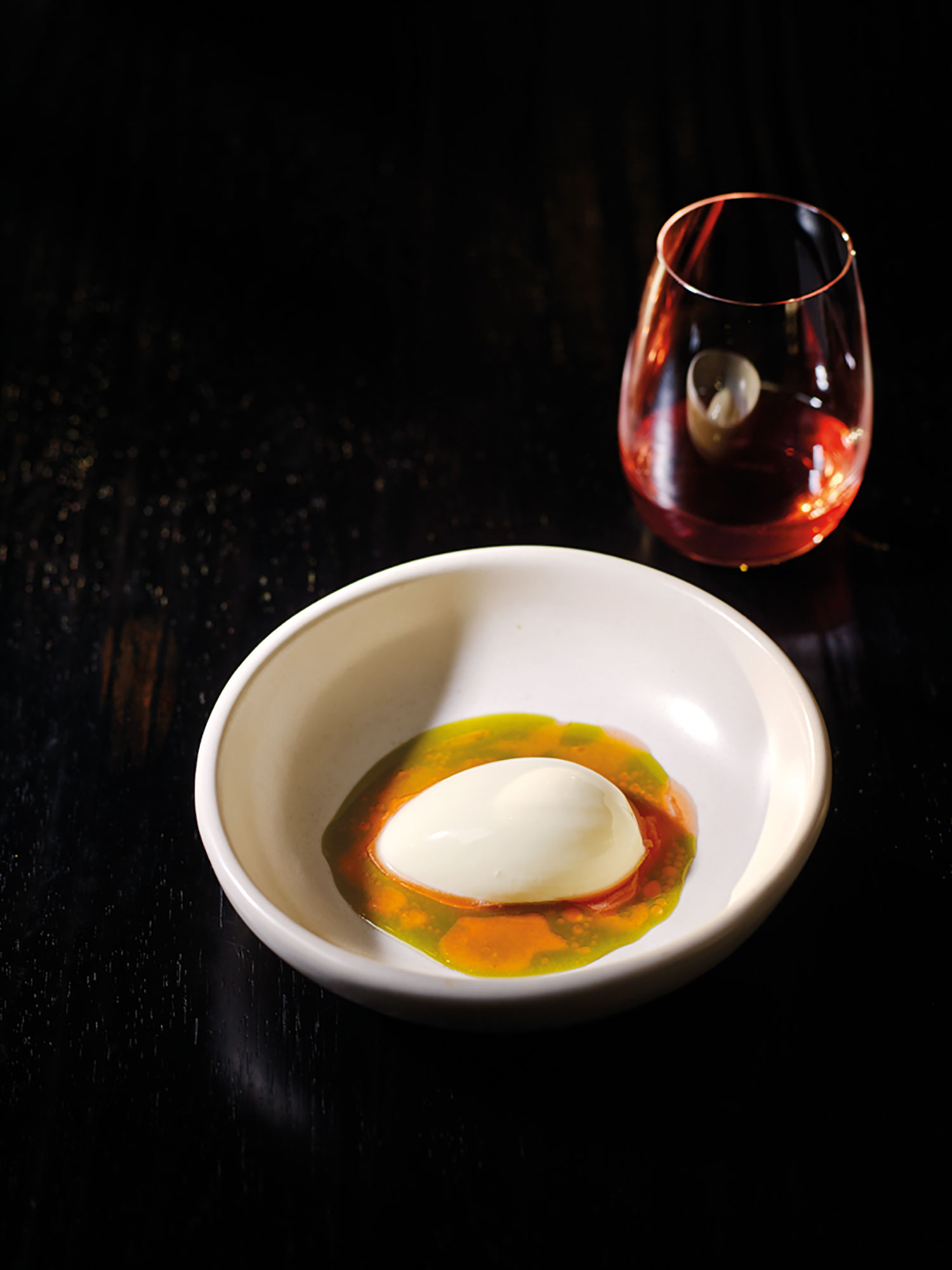 Set buffalo milk, strawberry & eucalyptus