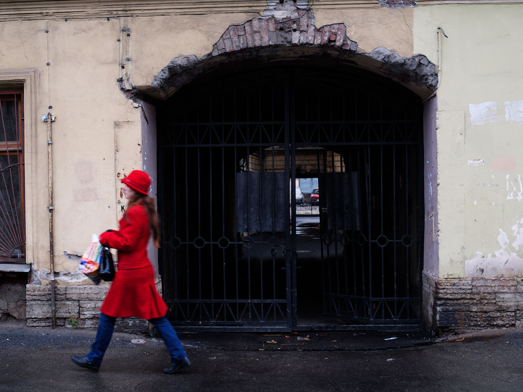 Footsteps of Tatiana Metanova.jpg
